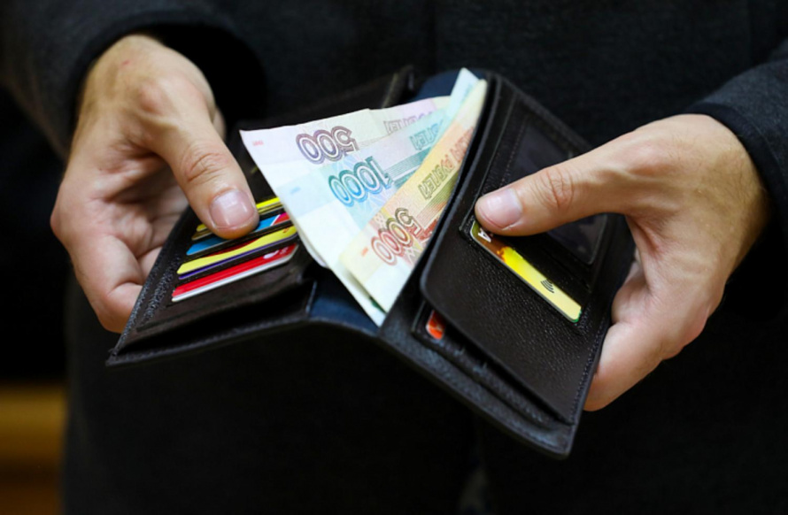 Страховые пенсии приморцев увеличились на 7,6%