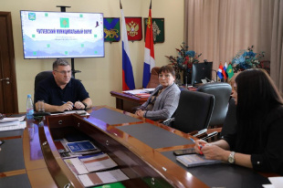 Глава округа Роман Деменев провел приём граждан по личным вопросам.