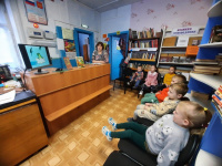 «Жила-была лягушка» — литературный час, посвящённый Всеволоду Михайловичу Гаршину, провела специалист сельской библиотеки Каменка Шепелюк Любовь Ивановна для старшей группы детского сада