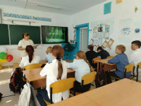 В третье воскресенье сентября отмечается профессиональный праздник людей, которые своим благородным трудом сохраняют и приумножают лесные богатства планеты и способствуют их рациональному использованию